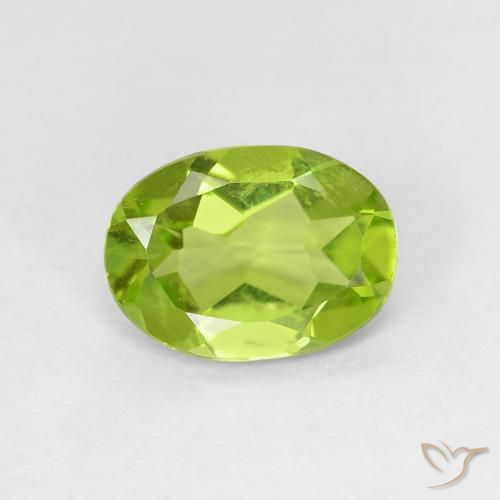 1.14ct طبيعي أخضر مصفر زبرجد, بيضوي, قليلا جدا