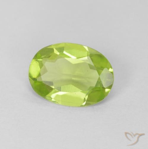0.98ct طبيعي أخضر متوسط زبرجد, بيضوي, قليلا جدا