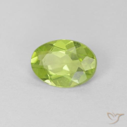 0.84ct طبيعي أخضر متوسط زبرجد, بيضوي, قليلا جدا