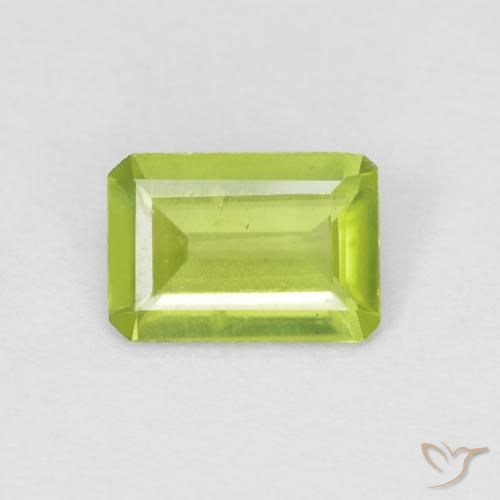 0.63ct طبيعي اخضر زاهى زبرجد, قص الزمرد, قليلا جدا