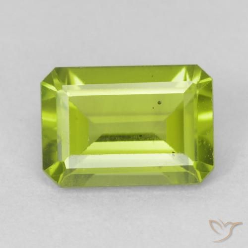 0.90ct طبيعي اخضر زاهى زبرجد, قص الزمرد, VVS