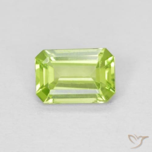 0.55ct طبيعي اخضر زاهى زبرجد, قص الزمرد, قليلا جدا