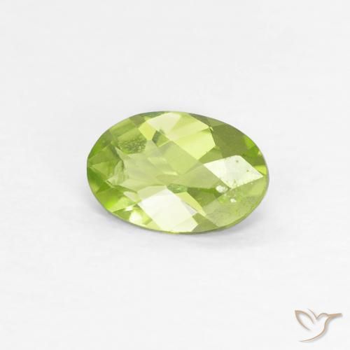 0.44ct طبيعي اخضر زاهى زبرجد, بيضوي, قليلا جدا