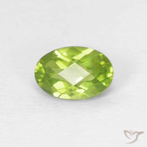 0.62ct طبيعي أخضر حيوى فاتح زبرجد, بيضوي, VVS-VS