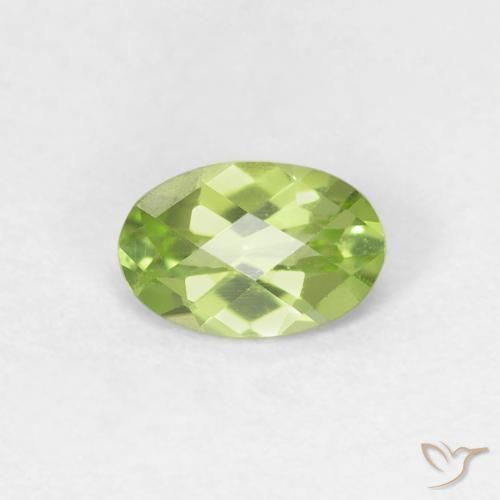 0.44ct طبيعي أخضر حيوي زبرجد, بيضوي, VVS-VS