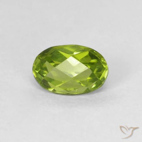 0.68ct طبيعي أخضر حيوي زبرجد, بيضوي, VVS-VS