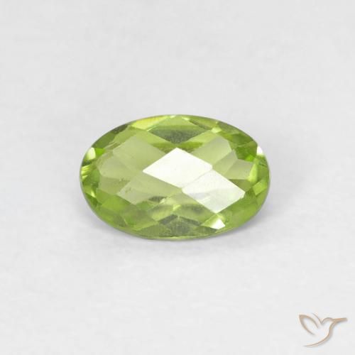 0.49ct طبيعي أخضر حيوى فاتح زبرجد, بيضوي, VVS-VS