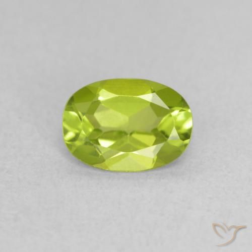 0.79ct طبيعي أخضر مصفر زبرجد, بيضوي, VVS-VS
