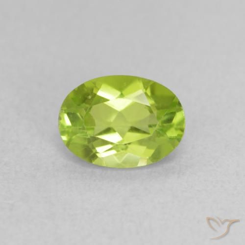 0.96ct طبيعي أخضر مصفر زبرجد, بيضوي, VVS-VS