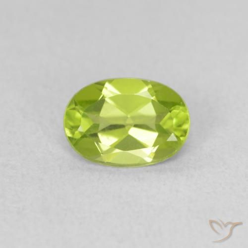 0.80ct طبيعي أخضر متوسط زبرجد, بيضوي, VVS-VS