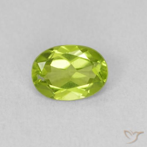 0.86ct طبيعي أخضر متوسط زبرجد, بيضوي, VVS-VS