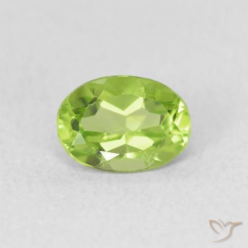 0.95ct طبيعي Medium Light-Green زبرجد, بيضوي, قليلا جدا