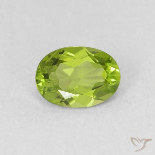 0.86ct طبيعي أخضر حيوي زبرجد, بيضوي, قليلا جدا