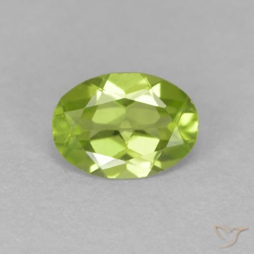 0.70ct طبيعي أخضر حيوى فاتح زبرجد, بيضوي, قليلا جدا