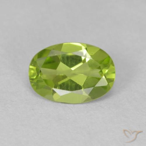 0.76ct طبيعي أخضر حيوي زبرجد, بيضوي, VVS
