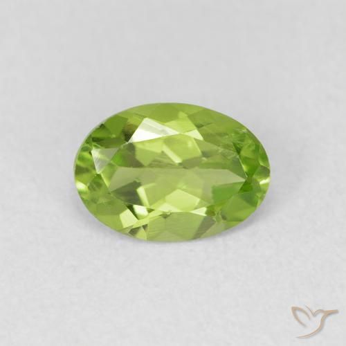 0.84ct طبيعي أخضر متوسط زبرجد, بيضوي, VVS-VS
