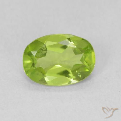 0.83ct طبيعي أخضر متوسط زبرجد, بيضوي, قليلا جدا