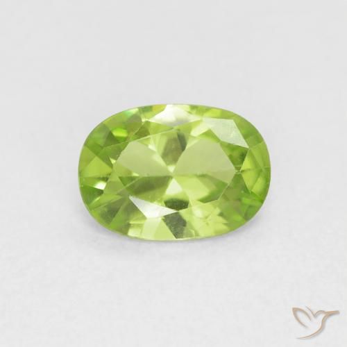 0.77ct طبيعي أخضر متوسط زبرجد, بيضوي, VVS-VS