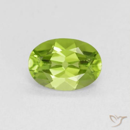 0.84ct طبيعي أخضر مصفر زبرجد, بيضوي, قليلا جدا