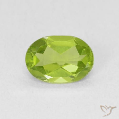0.78ct طبيعي أخضر حيوي زبرجد, بيضوي, قليلا جدا