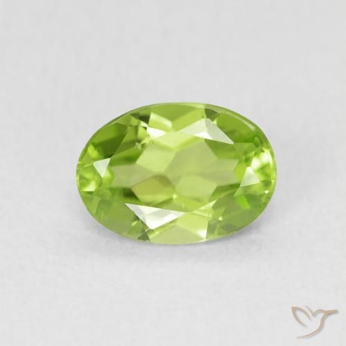 0.89ct طبيعي أخضر مصفر زبرجد, بيضوي, قليلا جدا