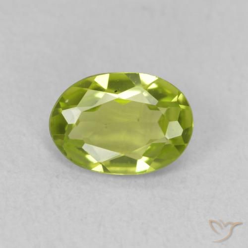 0.68ct طبيعي أخضر حيوي زبرجد, بيضوي, VVS-VS