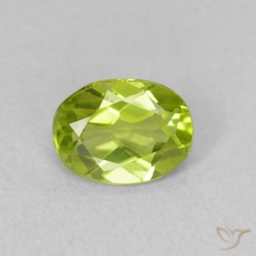 0.78ct طبيعي اخضر زاهى زبرجد, بيضوي, VVS-VS