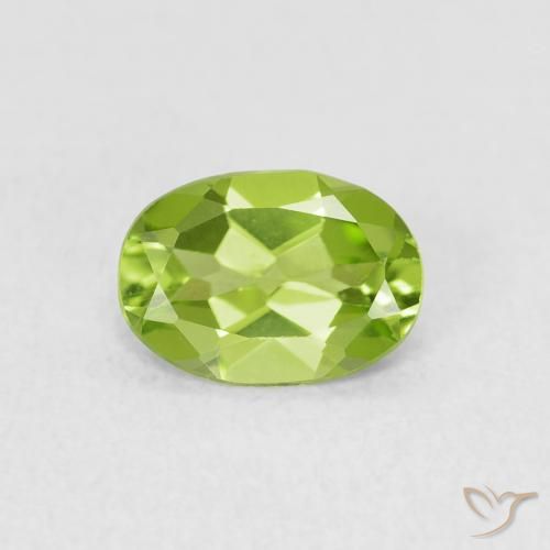 0.73ct طبيعي أخضر متوسط زبرجد, بيضوي, VVS-VS