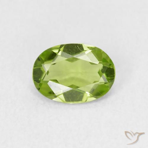 0.80ct طبيعي أخضر متوسط زبرجد, بيضوي, VVS-VS