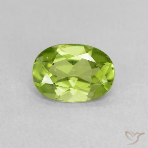 0.80ct طبيعي أخضر متوسط زبرجد, بيضوي, قليلا جدا