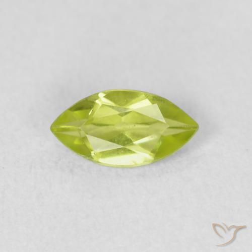 0.64ct طبيعي اخضر زاهى زبرجد, ماركيز, قليلا جدا