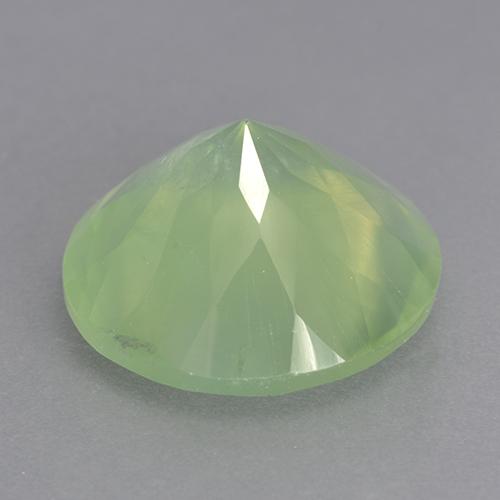 بريهنيت طبيعي بلون Yellow Green ، وزن ‎9.13‎ قيراط، شكل دائري، مقاس ‎14.03‎ مم