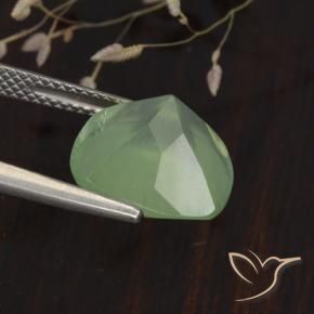 بريهنيت Light Yellow Green  طبيعي، وسادة، 6.75 قيراط، نصف شفاف