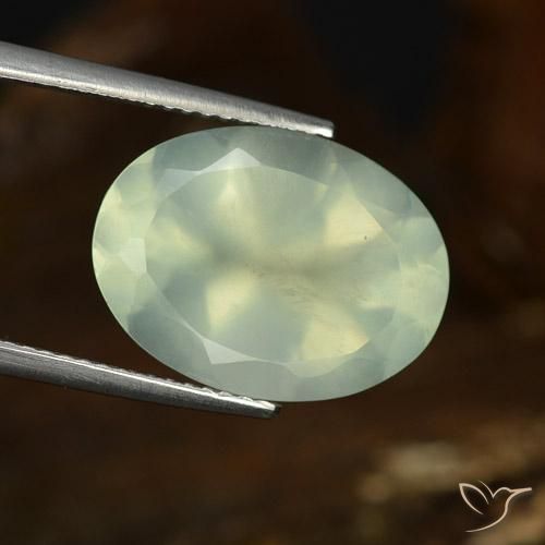 9.30ct طبيعي أخضر أصفر فاتح بريهنيت, بيضوي, نصف شفاف