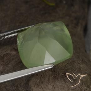 بريهنيت Yellow Green  طبيعي، وسادة، 7.26 قيراط، نصف شفاف