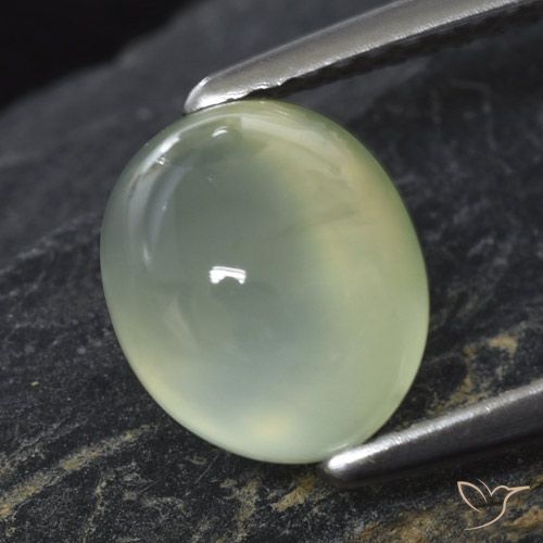 3.21ct طبيعي Pale Green  بريهنيت, بيضوي, شفاف