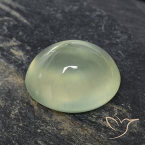 بريهنيت Pale Pear Green  طبيعي، بيضوي، 2.77 قيراط، شفاف