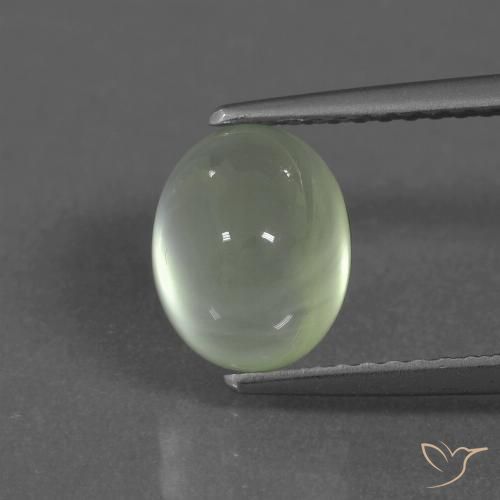 2.23ct طبيعي Light Green  بريهنيت, بيضوي, شفاف / نصف شفاف