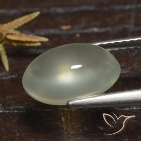 بريهنيت Olive Green  طبيعي، بيضوي، 3.18 قيراط، شفاف