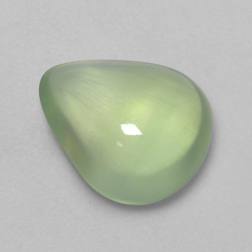 بريهنيت طبيعي بلون Pale Lime Green ، وزن ‎3.18‎ قيراط، شكل شكل الكمثرى، مقاس ‎11x9.2‎ مم
