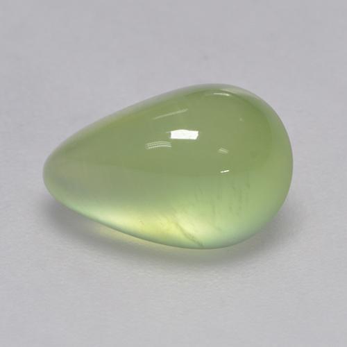 بريهنيت طبيعي بلون Pale Pear Green ، وزن ‎3.11‎ قيراط، شكل شكل الكمثرى، مقاس ‎10.8x7.1‎ مم