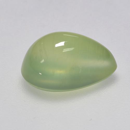 بريهنيت طبيعي بلون Pale Pear Green ، وزن ‎3.11‎ قيراط، شكل شكل الكمثرى، مقاس ‎10.8x7.1‎ مم