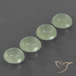 8.93ctw طبيعي Pale Pear Green  بريهنيت, بيضوي, شفاف / نصف شفاف
