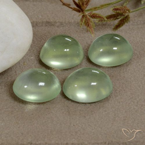 5.20ctw طبيعي Very Light Green  بريهنيت, بيضوي, شفاف