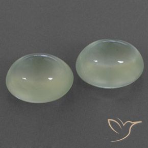 أحجار بريهنيت Light Green  طبيعية، بيضوي، شفاف / نصف شفاف، وزنها 6.21 قيراط