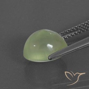 بريهنيت Yellow Green  طبيعي، بيضوي، 3.67 قيراط، شفاف / نصف شفاف