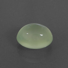 بريهنيت طبيعي بلون Light Green ، وزن ‎3.50‎ قيراط، شكل شفاف، مقاس ‎10.2x8‎ مم
