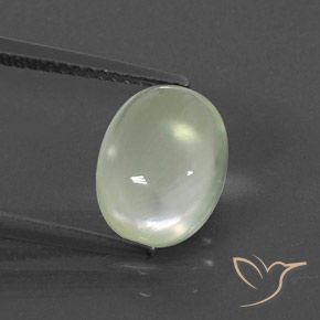 2.68ct طبيعي Pale Green  بريهنيت, بيضوي, شفاف