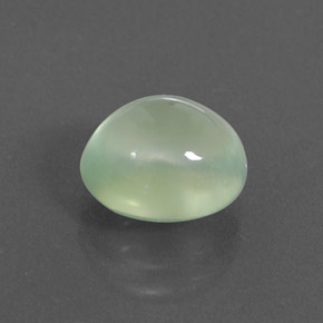 بريهنيت طبيعي بلون Light Green ، وزن ‎3.09‎ قيراط، شكل شفاف، مقاس ‎9.3x7.9‎ مم