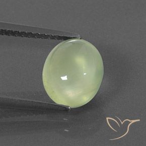 2.40ct طبيعي Pale Pear Green  بريهنيت, بيضوي, شفاف / نصف شفاف
